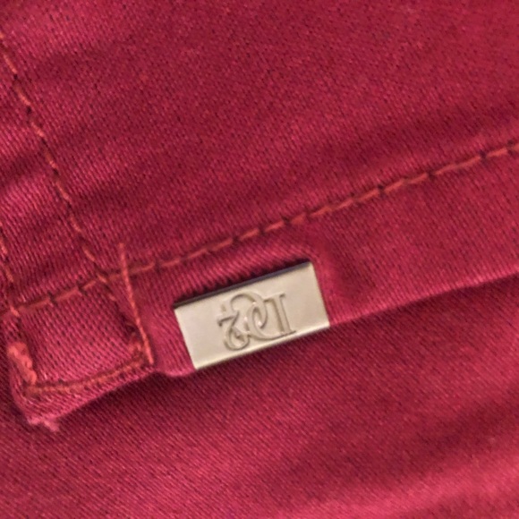 Burgundy DG2 jeans - Picture 4 of 7